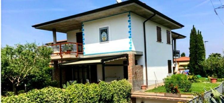 Villa Ivana Desenzano del Garda Exterior photo